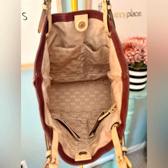 MICHAEL KORS JET SET BURGUNDY LEATHER TOTE - Picture 8 of 12